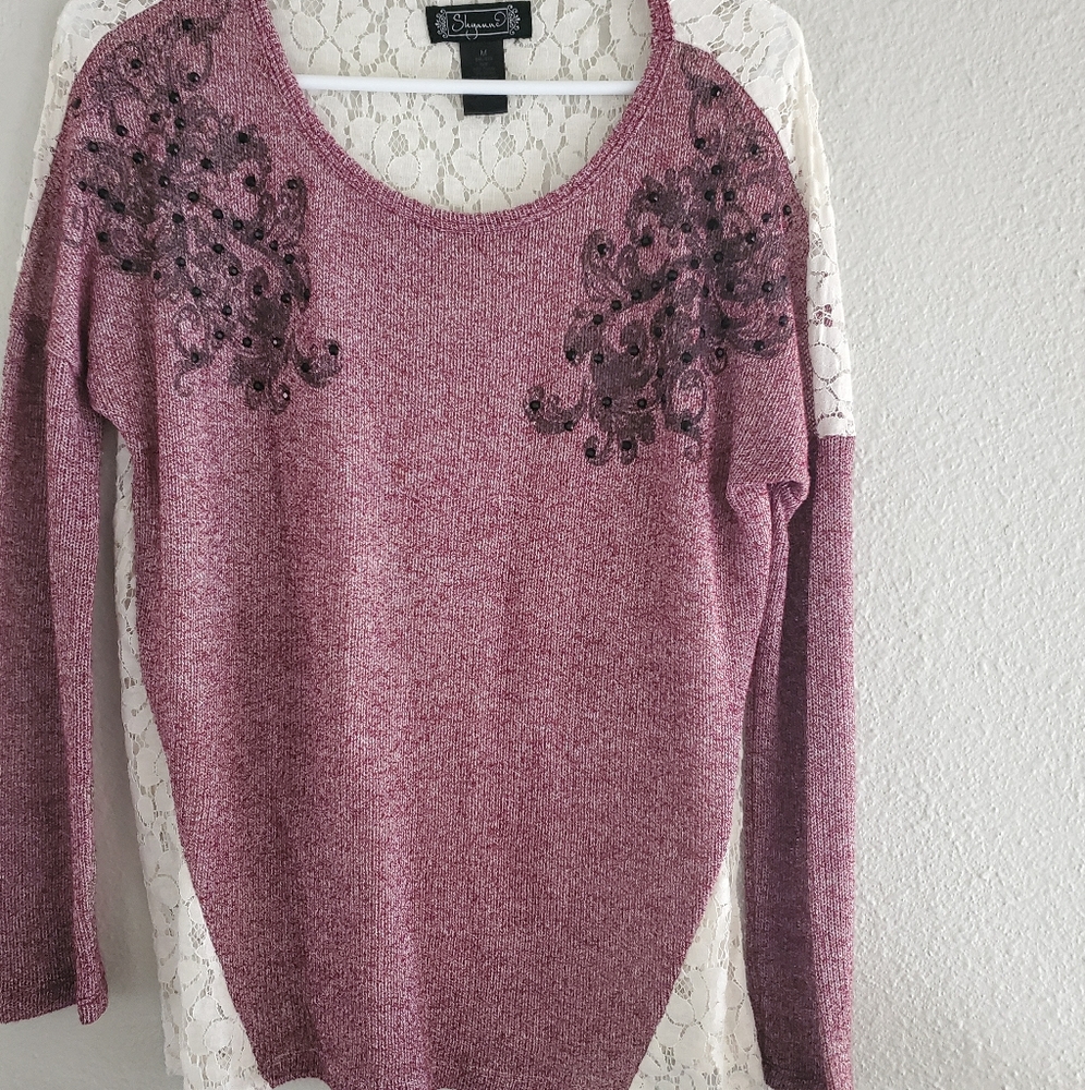 Long sleeve maroon shirt with lace